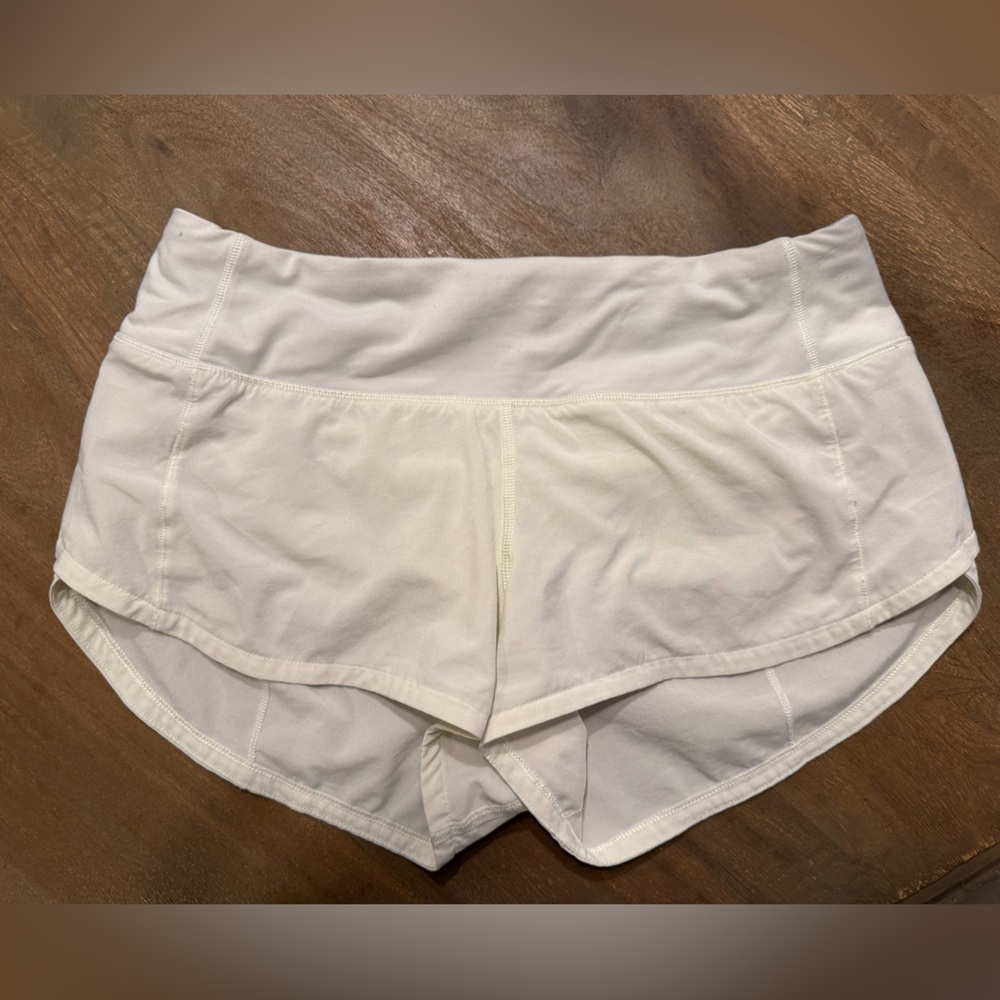 Lululemon speed up shorts sz 2 low rise 2.5”